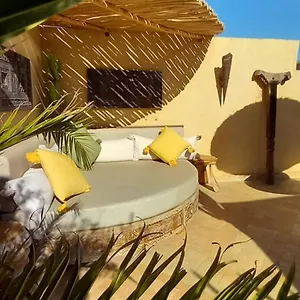 riad-caracal.marrakeshhotelsmorocco.com/