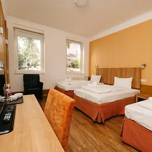 metro.inbudapesthotels.com/